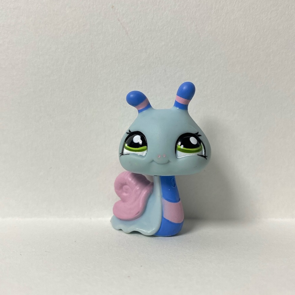 Littlest pet shop snail